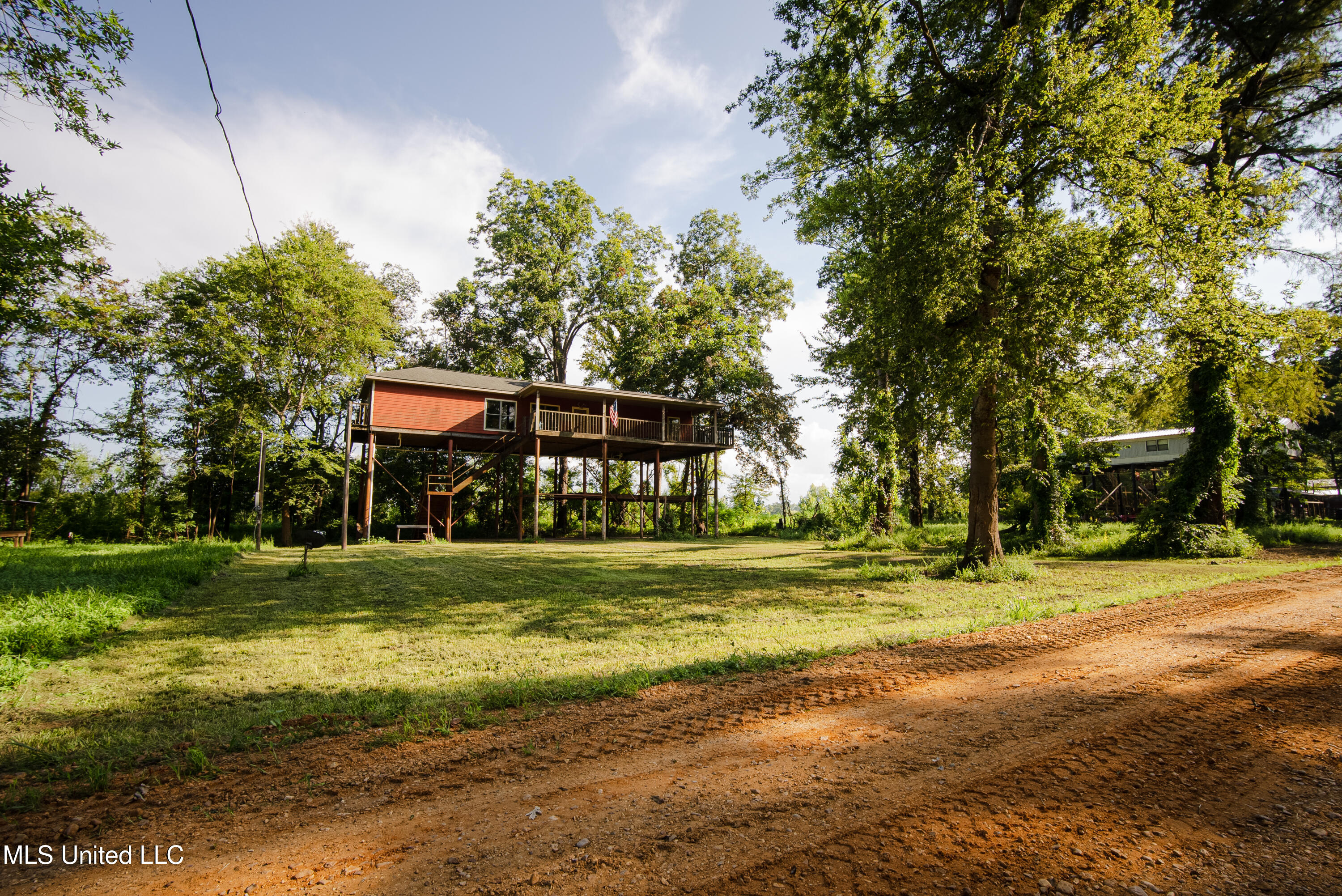 595 Laney Camp Road Vicksburg, MS 39183 - Photo 26 of 45 Front View