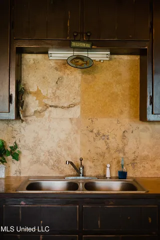 $129,500 | 595 Laney Camp Road, Vicksburg, MS 39183