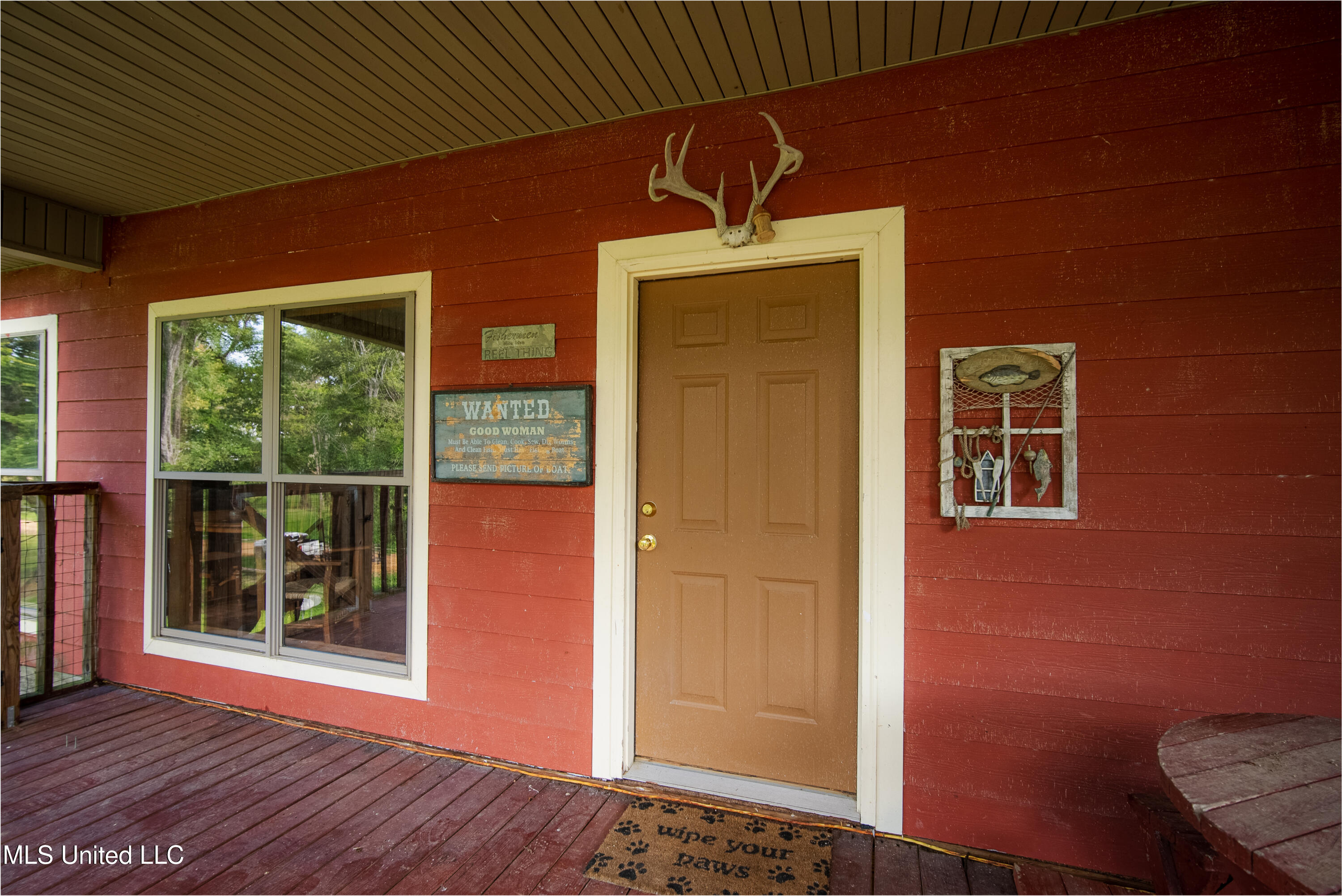 595 Laney Camp Road Vicksburg, MS 39183 - Photo 9 of 45 Front Porch