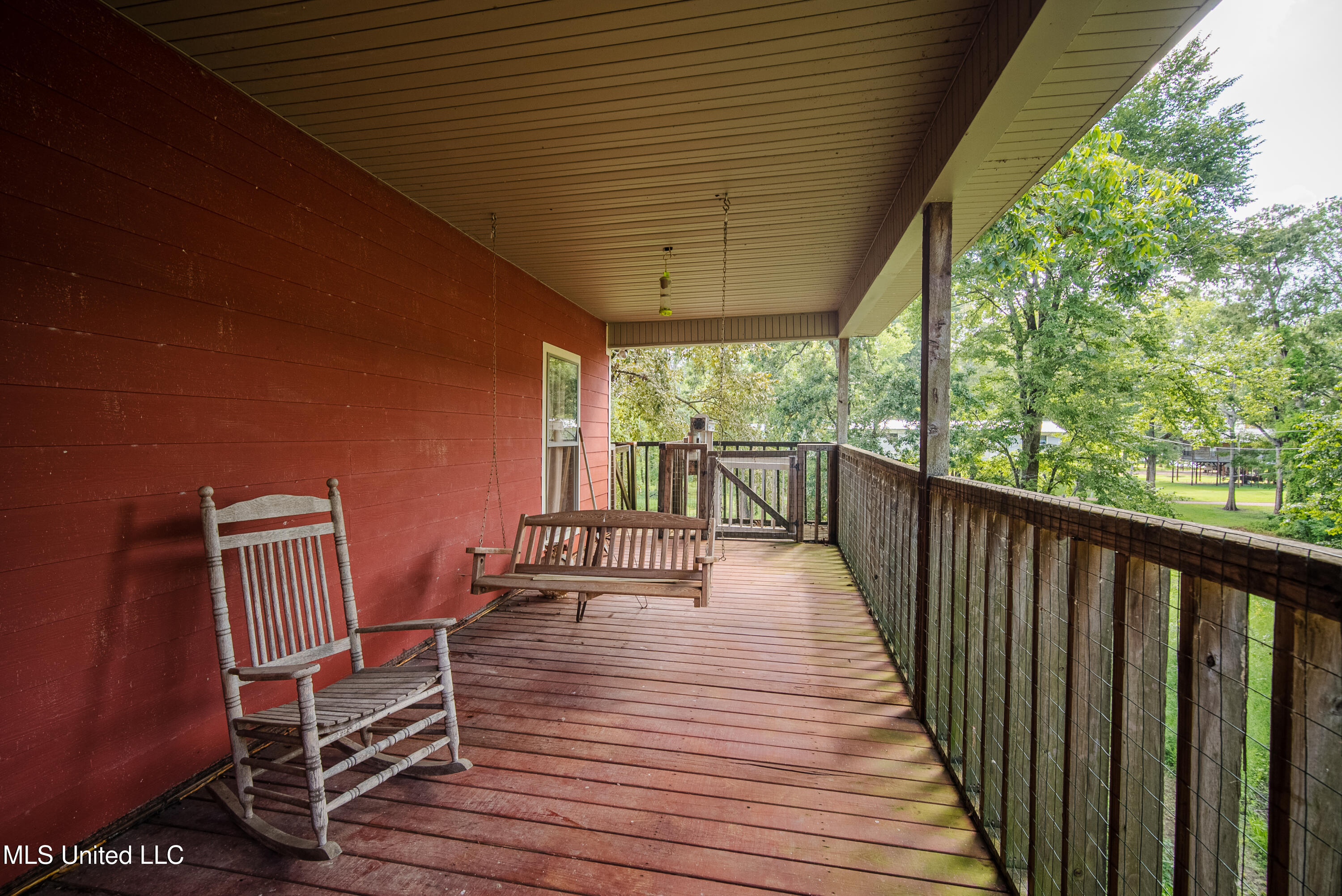 595 Laney Camp Road Vicksburg, MS 39183 - Photo 10 of 45 Front Porch