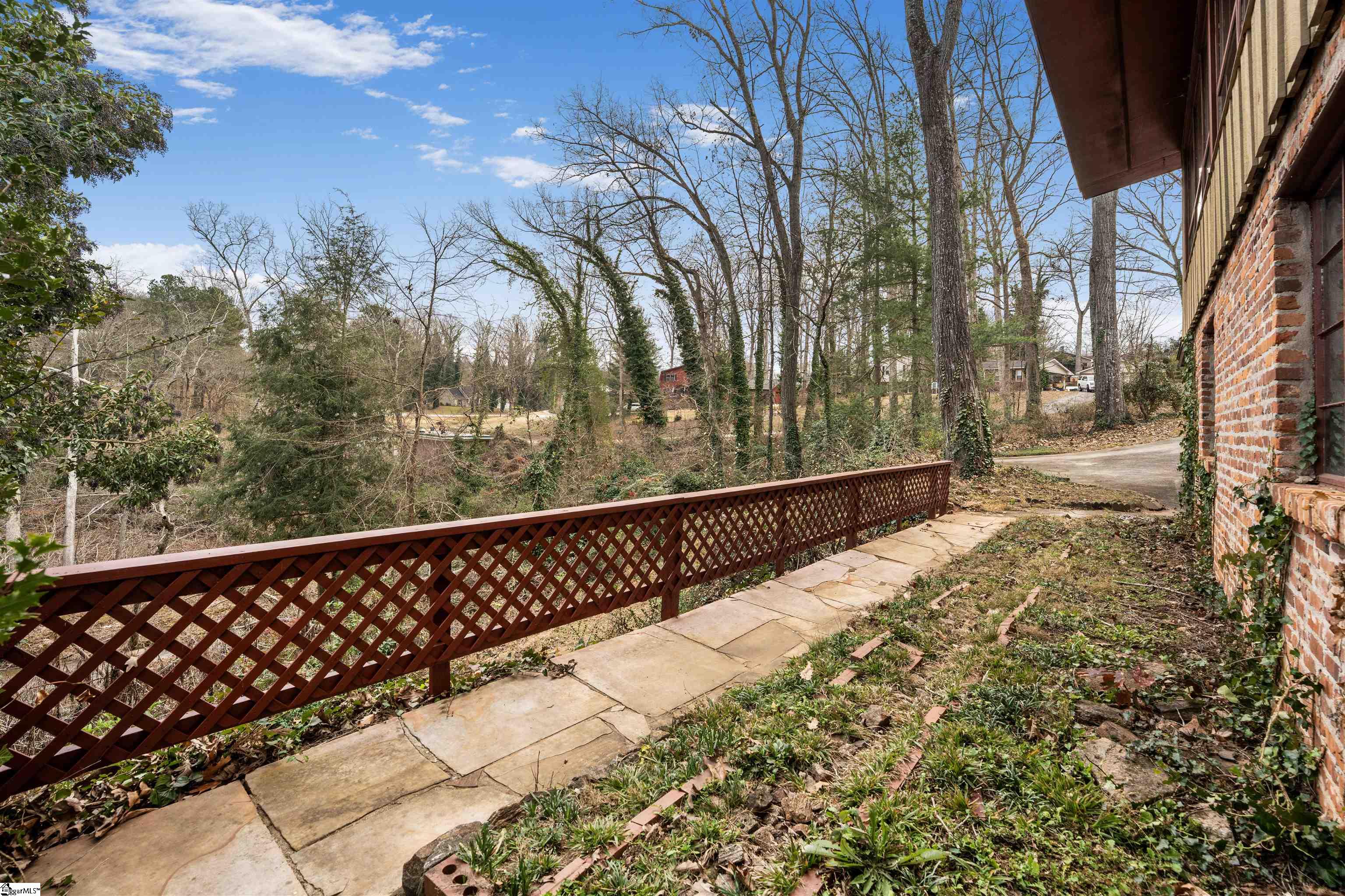 206 Timberlake Road Anderson, SC 29625 - Photo 7 of 39