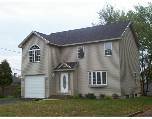 75 Covington Street Springfield, MA 01119 - Photo 1 of 10