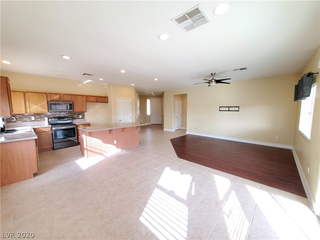 5439 Rosa Way Pahrump, NV 89061 - Photo 15 of 30 Gallery Image 15