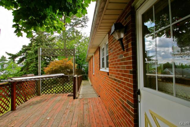 961 Catasauqua Road Whitehall, PA 18052 - Photo 6 of 8 Gallery Image 6