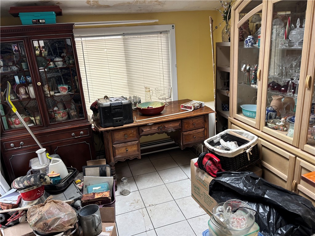 73 Eton Avenue Warwick, RI 02889 - Photo 5 of 8