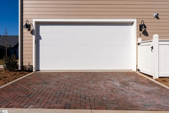 $1,397,500 | 2 Belgard Drive, Greenville, SC 29615