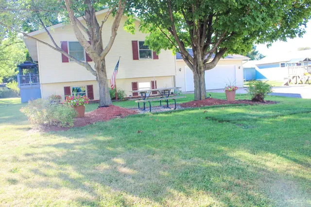 $373,900 | 303 North Summit Street, Albany, WI 53502