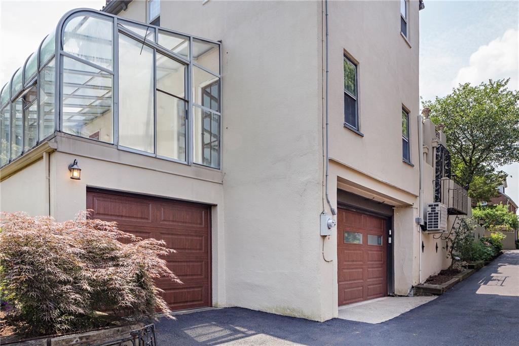 209 Gladstone Road Pittsburgh, PA 15217 - Photo 24 of 25 Gallery Image 24