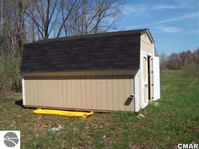 1000 South Loomis Road Mount Pleasant, MI 48858 - Photo 8 of 9 1764994-7.JPG