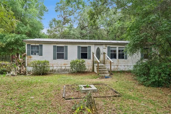 $250,000 | 28100 Southeast 171st Street, Umatilla, FL 32784