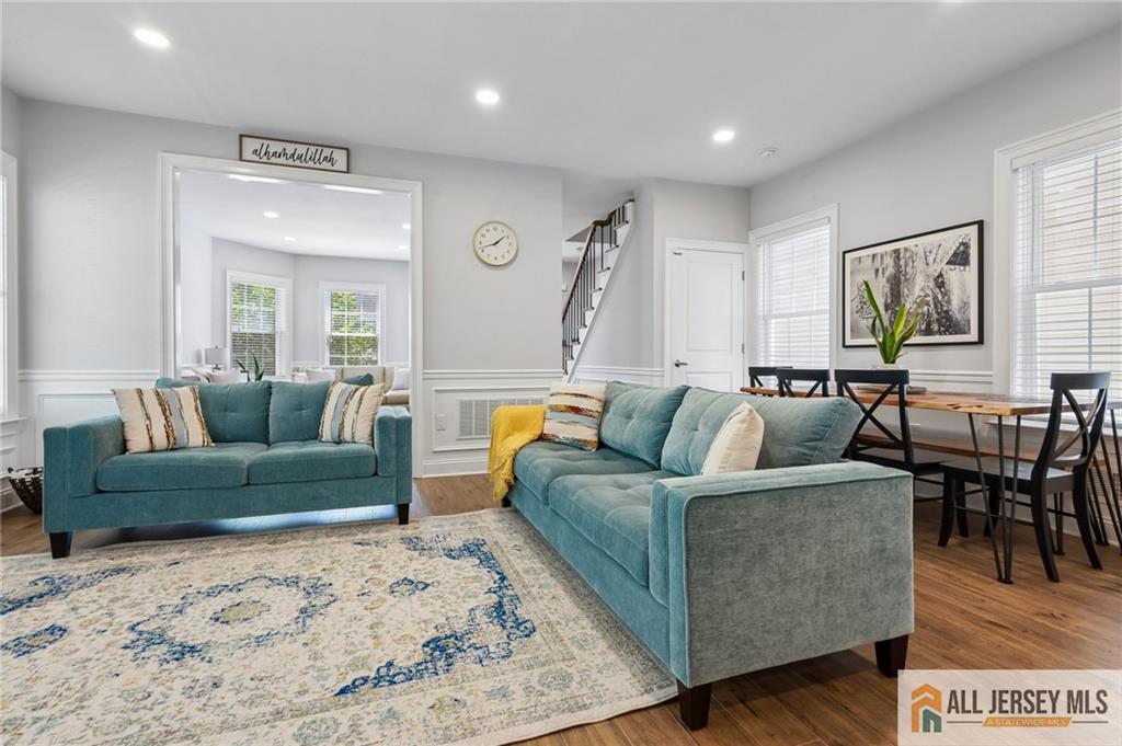 96 Gordon Street Perth Amboy, NJ 08861 - Photo 6 of 24