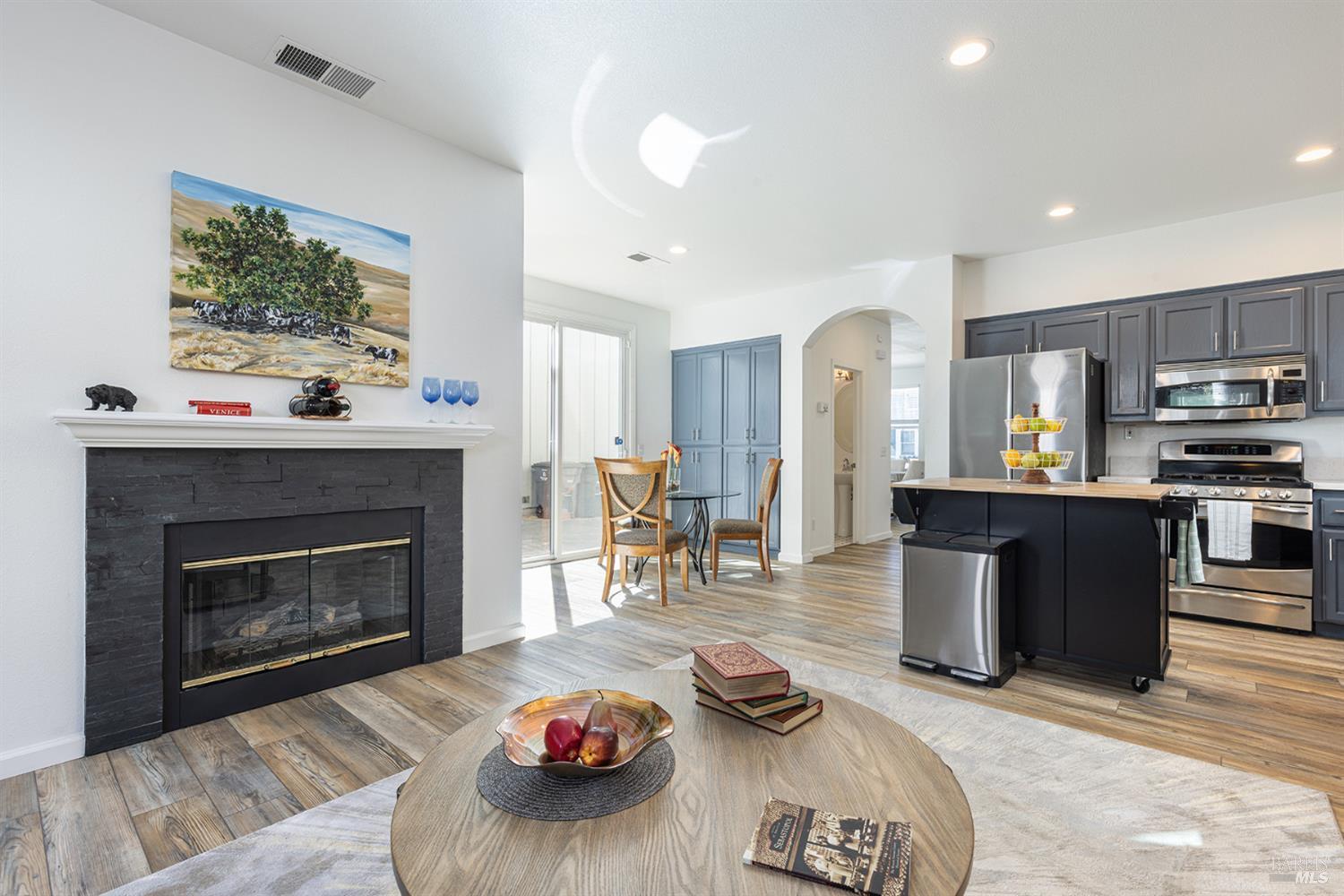 930 Langeburg Street Santa Rosa, CA 95407 - Photo 12 of 45