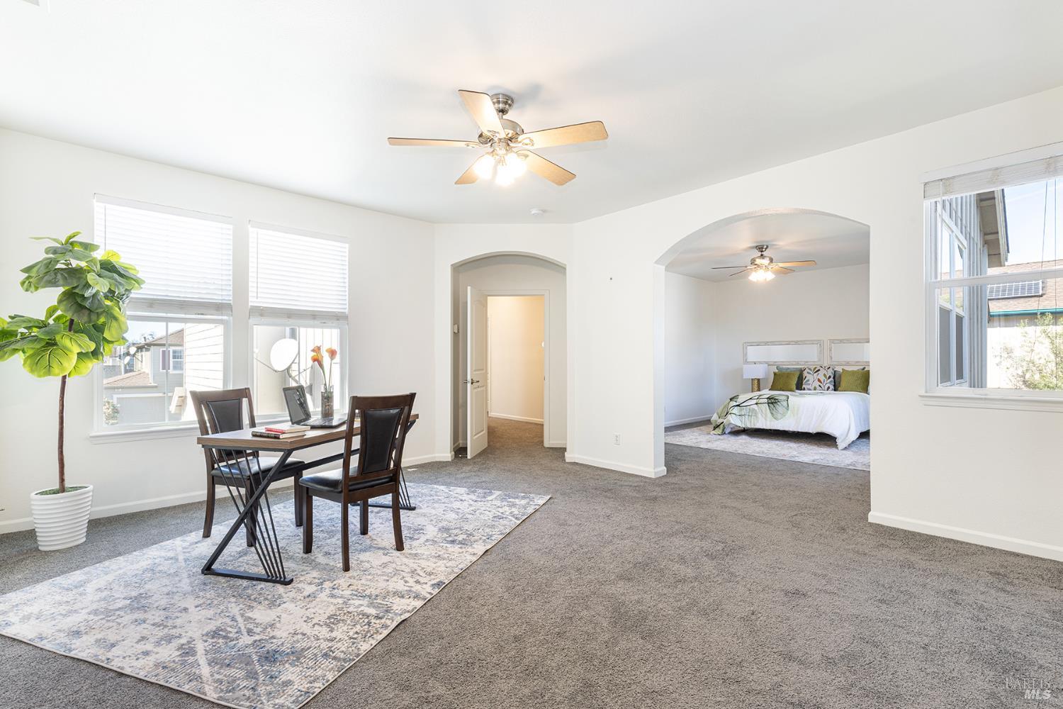 930 Langeburg Street Santa Rosa, CA 95407 - Photo 26 of 45 Primary suite