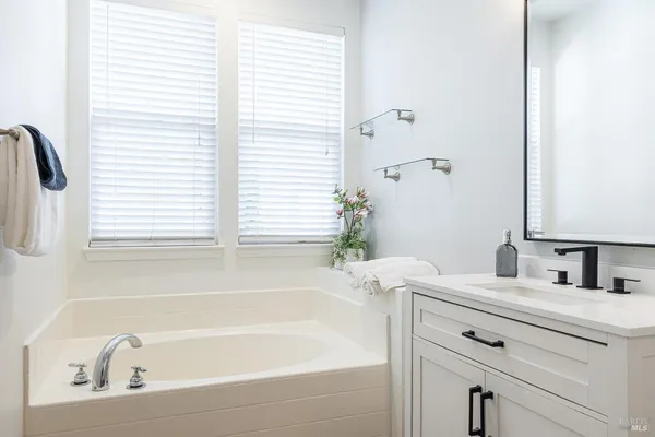 $775,000 | 930 Langeburg Street, Santa Rosa, CA 95407