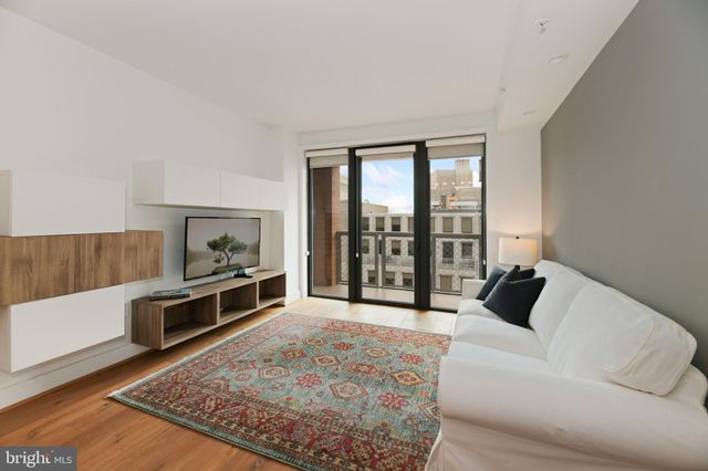 $529,000 | 631 D Street Northwest, Unit 1229, Washington, DC 20004