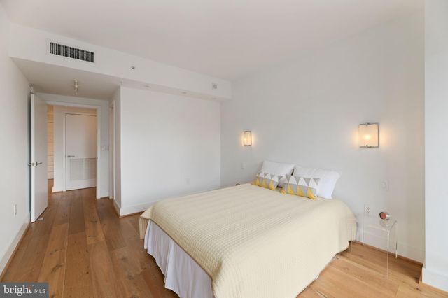 $529,000 | 631 D Street Northwest, Unit 1229, Washington, DC 20004