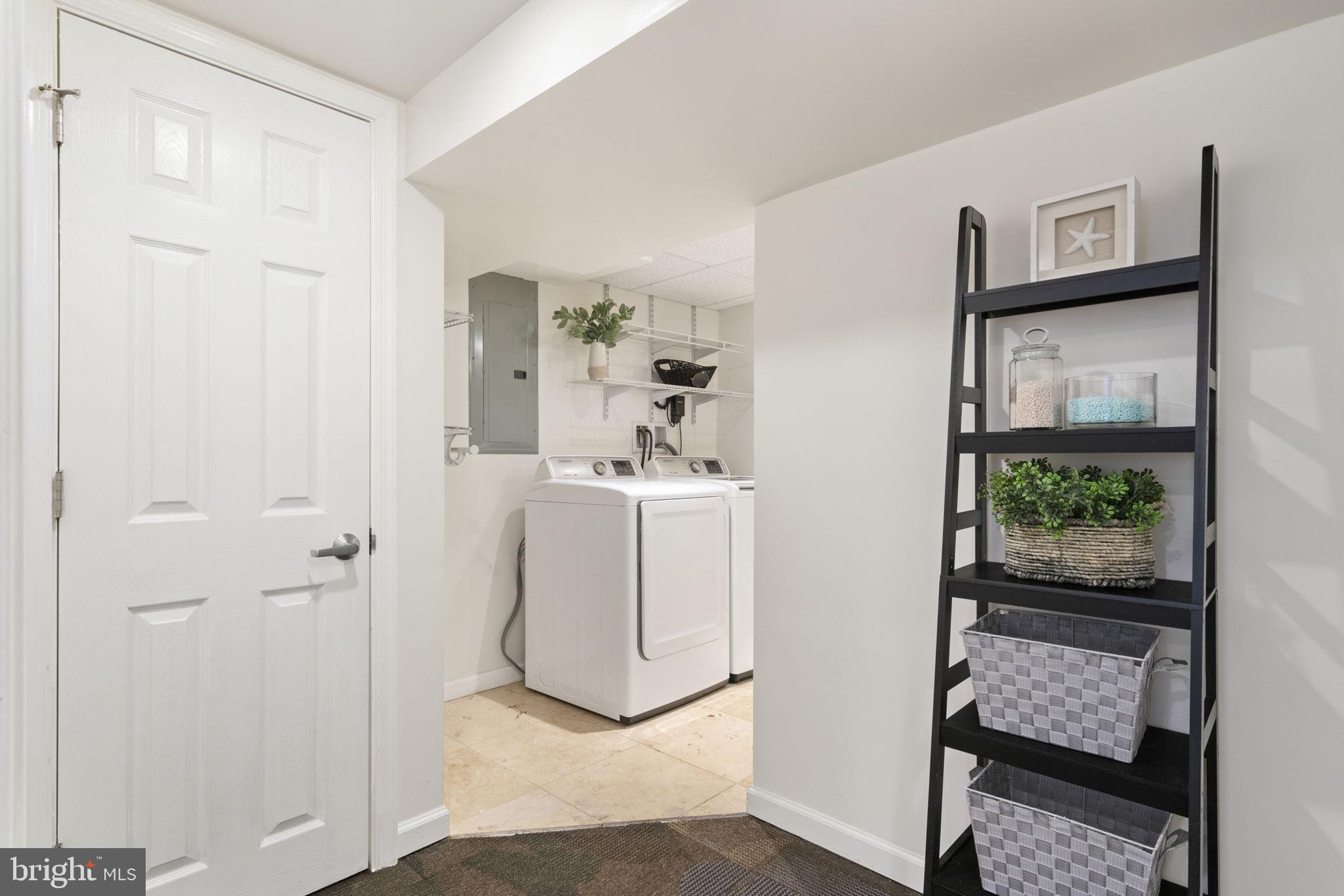 2732 Fort Drive Alexandria, VA 22303 - Photo 30 of 47 a utility room with closet dryer and washer