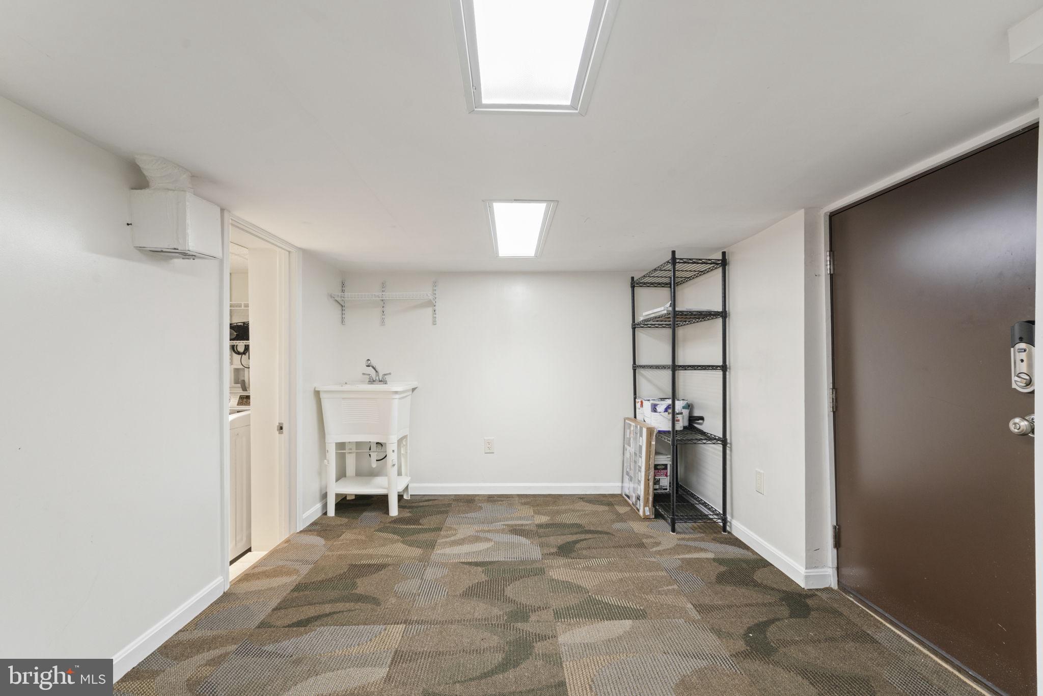 2732 Fort Drive Alexandria, VA 22303 - Photo 34 of 47 a view of an empty room with a window