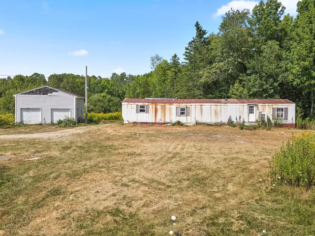 $99,900 | 748 Grant Road, Corinth, ME 04427