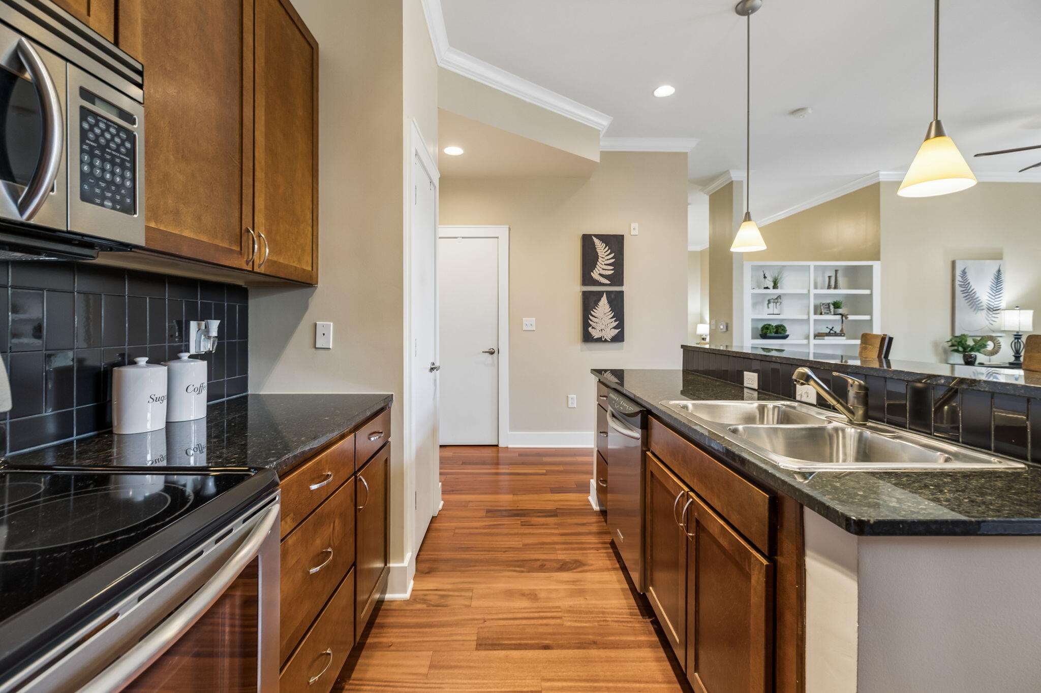 129 Walnut Street, Unit 119 Chattanooga, TN 37403 - Photo 14 of 38 IMG_4736