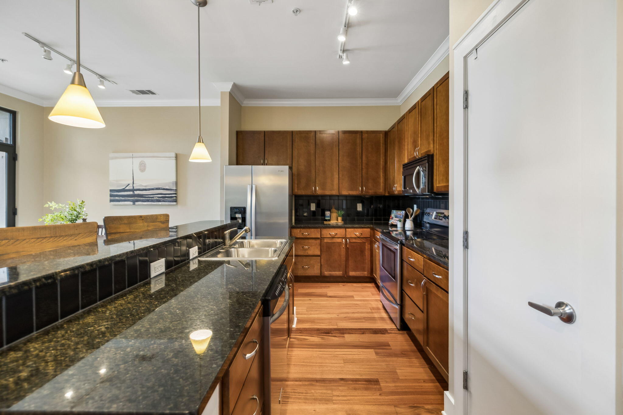 129 Walnut Street, Unit 119 Chattanooga, TN 37403 - Photo 15 of 38 IMG_4722