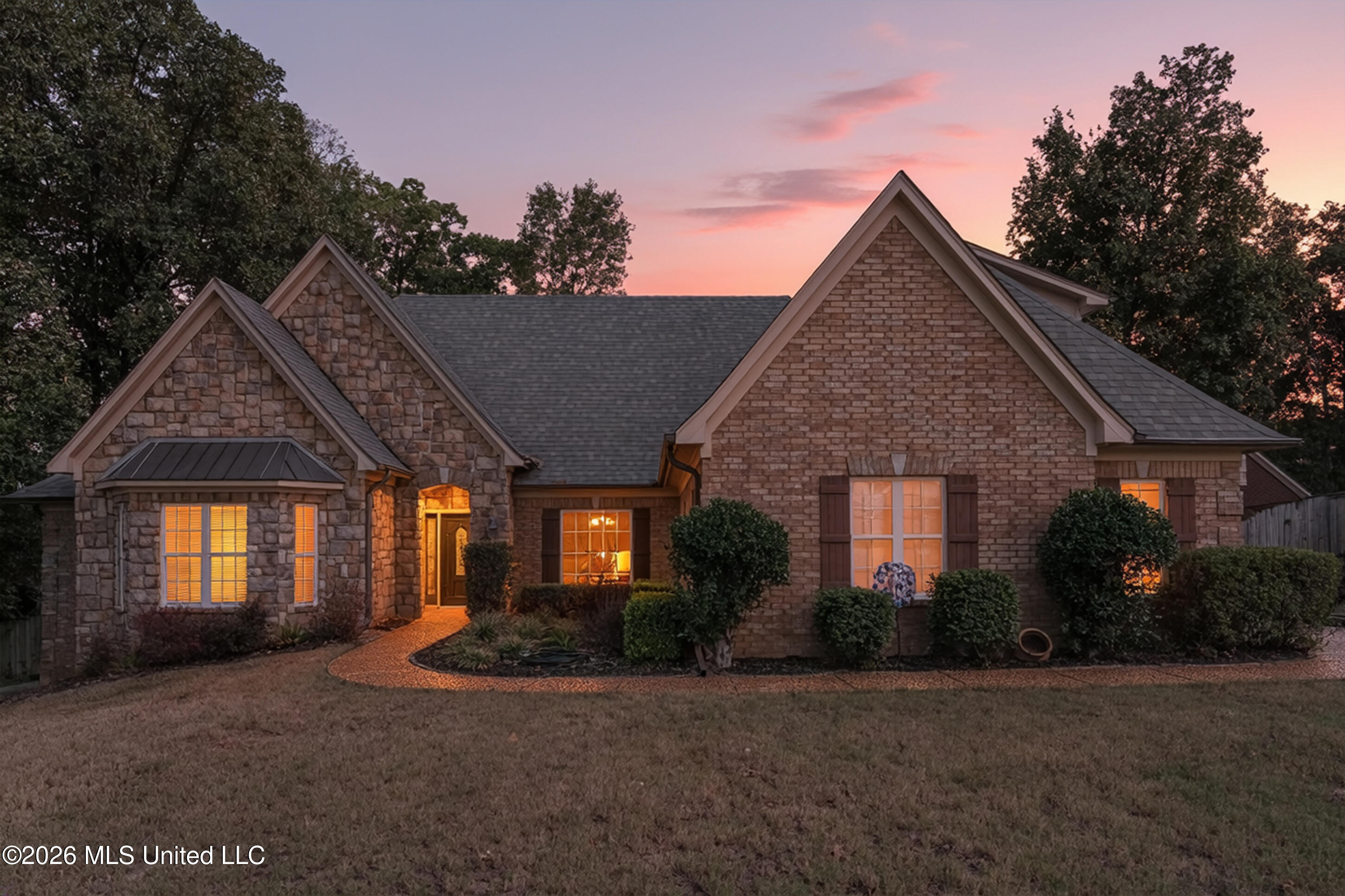 2138 College Road Southaven, MS 38672 - Photo 1 of 42 Front
