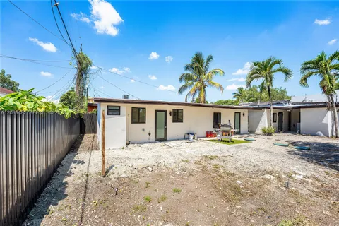 $849,995 | 3040 Northwest 93rd Street, Miami, FL 33147