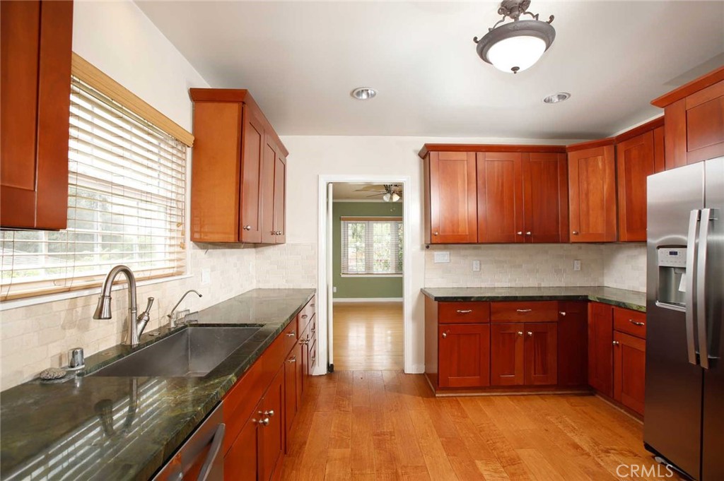 2360 Morslay Road Altadena, CA 91001 - Photo 12 of 44