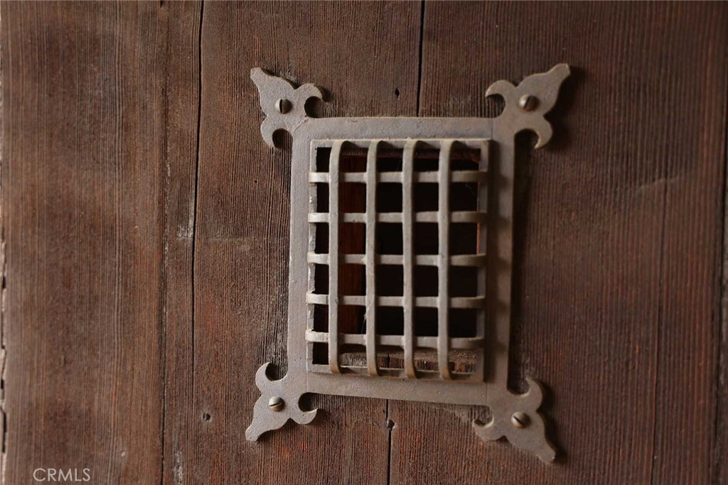 2360 Morslay Road Altadena, CA 91001 - Photo 3 of 44