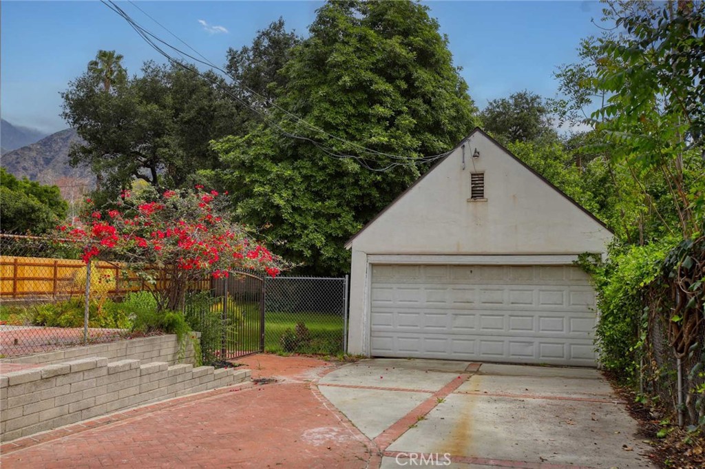 2360 Morslay Road Altadena, CA 91001 - Photo 33 of 44