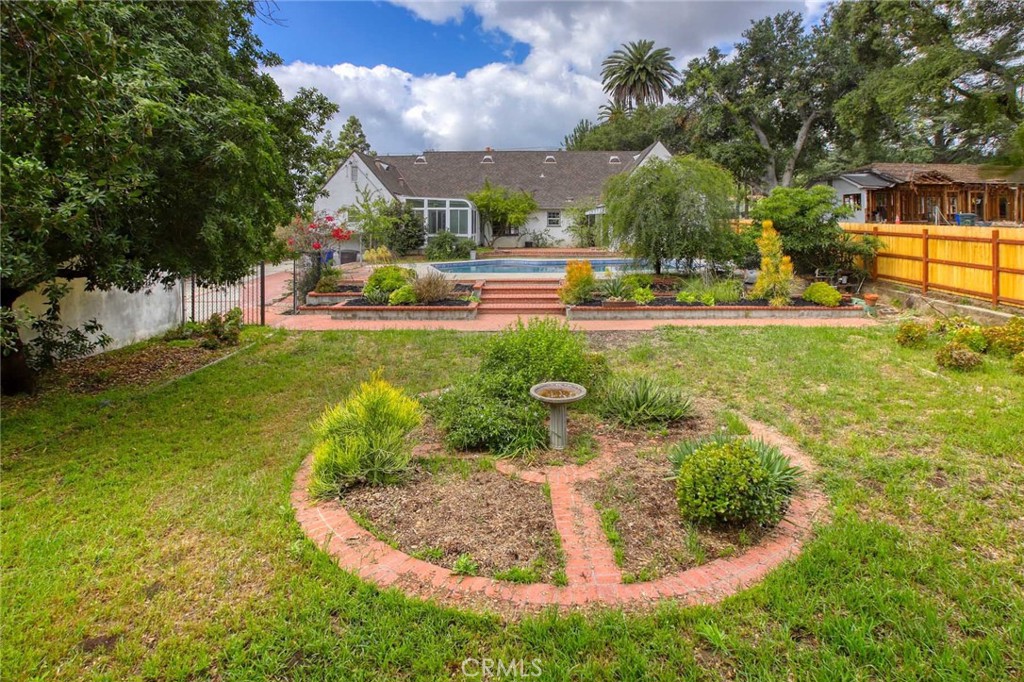 2360 Morslay Road Altadena, CA 91001 - Photo 35 of 44