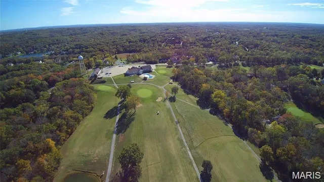 $368,400 | 9428 East Vista Drive, Hillsboro, MO 63050