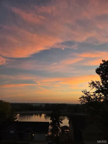 $368,400 | 9428 East Vista Drive, Hillsboro, MO 63050