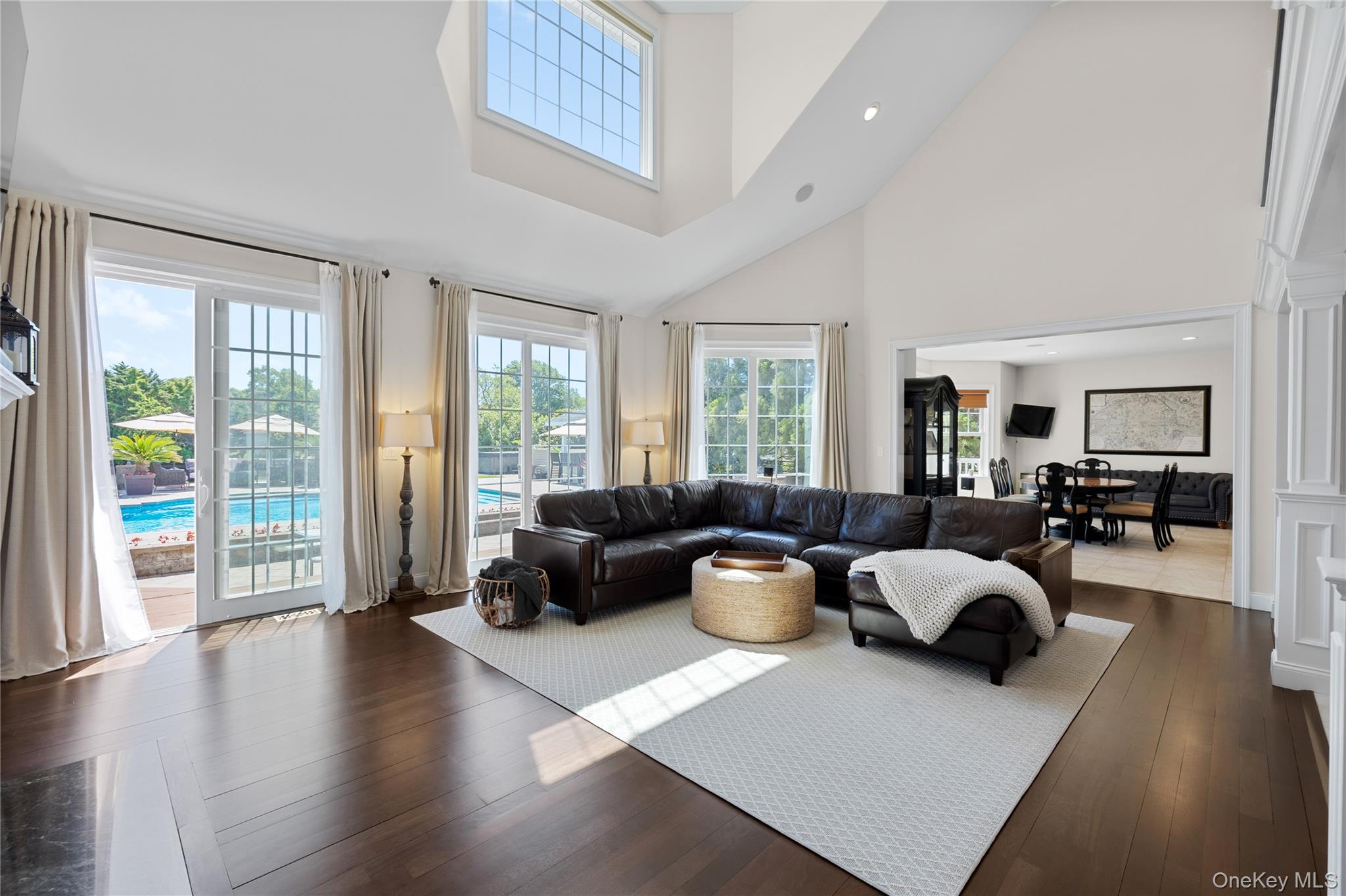 65 West Bayberry Road Islip, NY 11751 - Photo 14 of 44