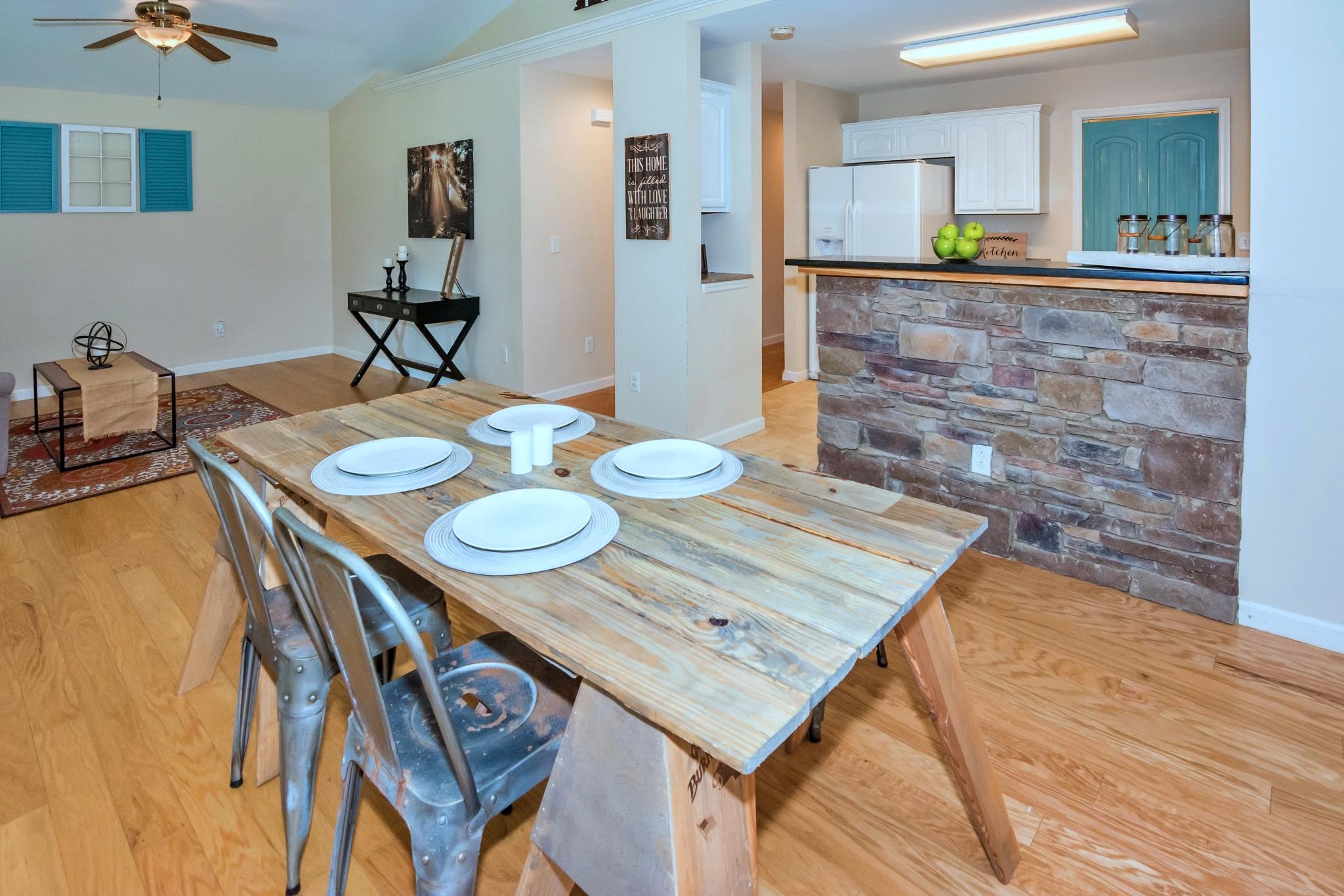 420 Old Mill Road Whitwell, TN 37397 - Photo 12 of 25 Dining and Living