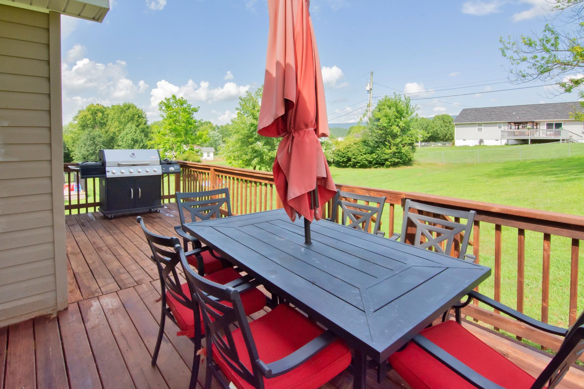 420 Old Mill Road Whitwell, TN 37397 - Photo 23 of 25 Deck