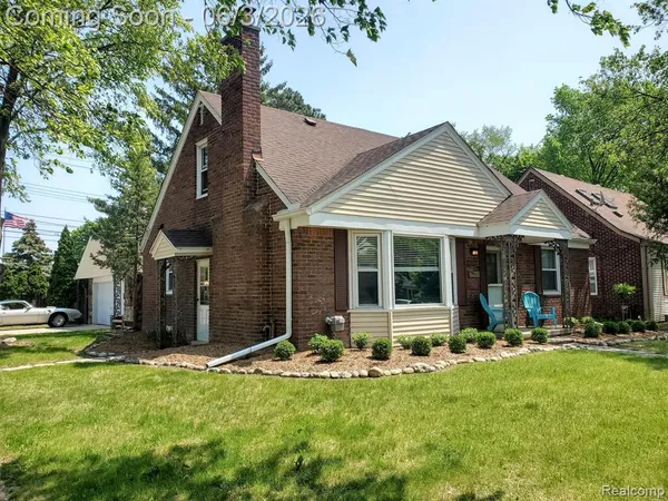 $2,950 | 4388 Arden Place, Royal Oak, MI 48073