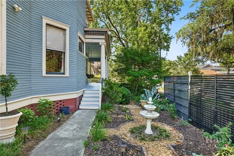 $1,249,000 | 121 East 36th Street, Savannah, GA 31401