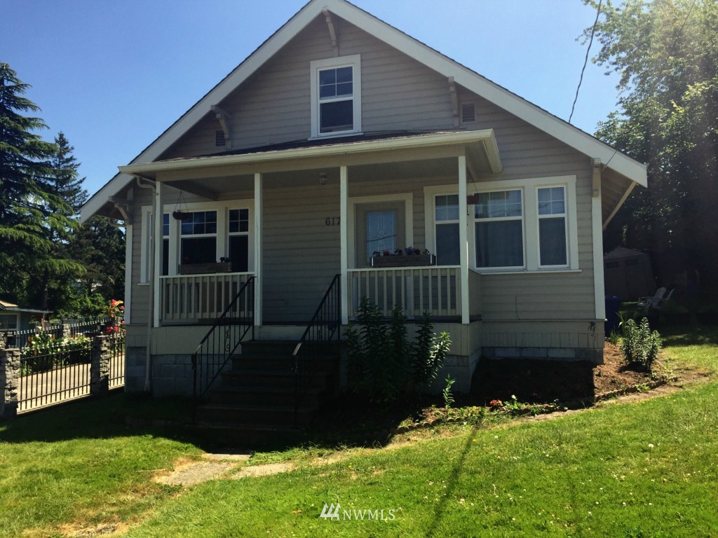 617 South 15th Street Renton, WA 98055 - Photo 1 of 23