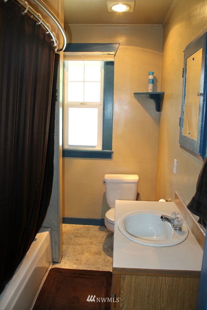 617 South 15th Street Renton, WA 98055 - Photo 18 of 23