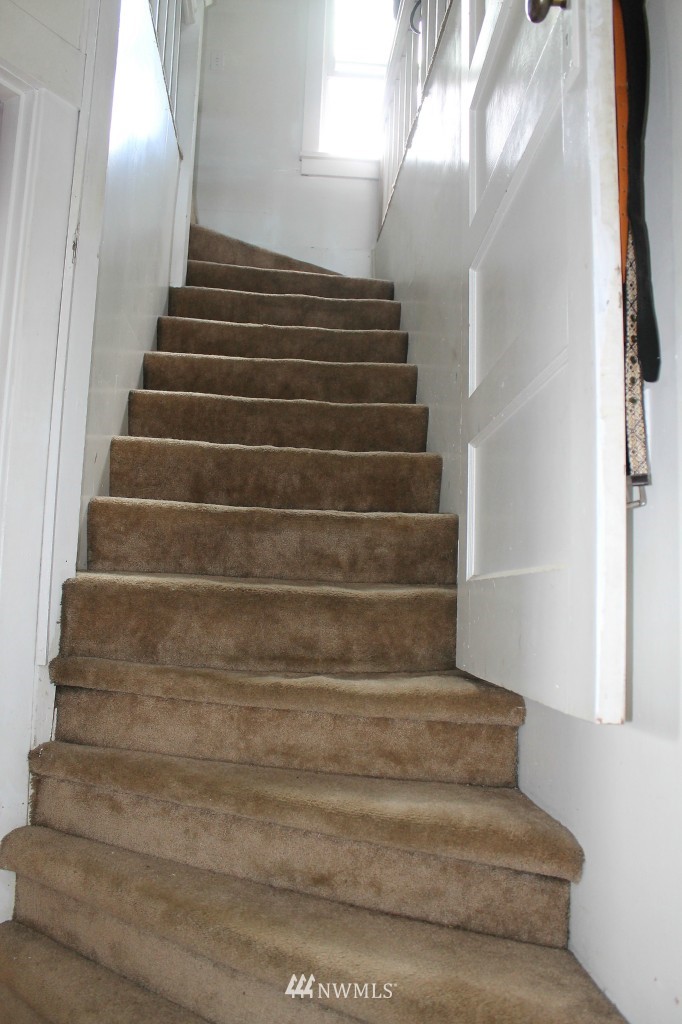 617 South 15th Street Renton, WA 98055 - Photo 19 of 23
