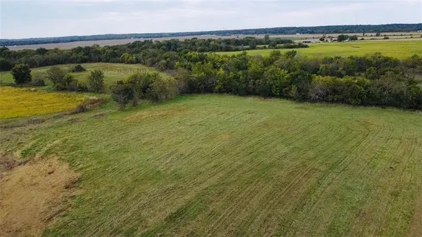 $99,000 | 18155 Highway 52, Mound City, KS 66056