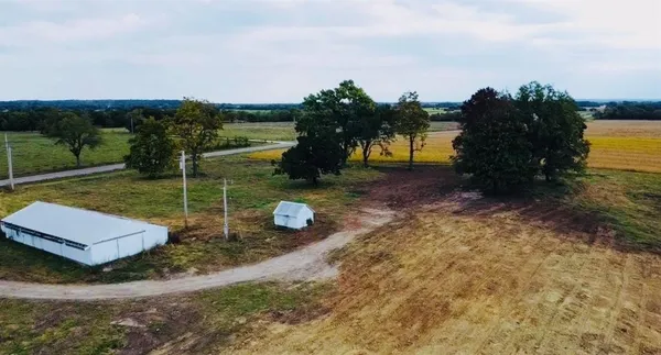 $99,000 | 18155 Highway 52, Mound City, KS 66056