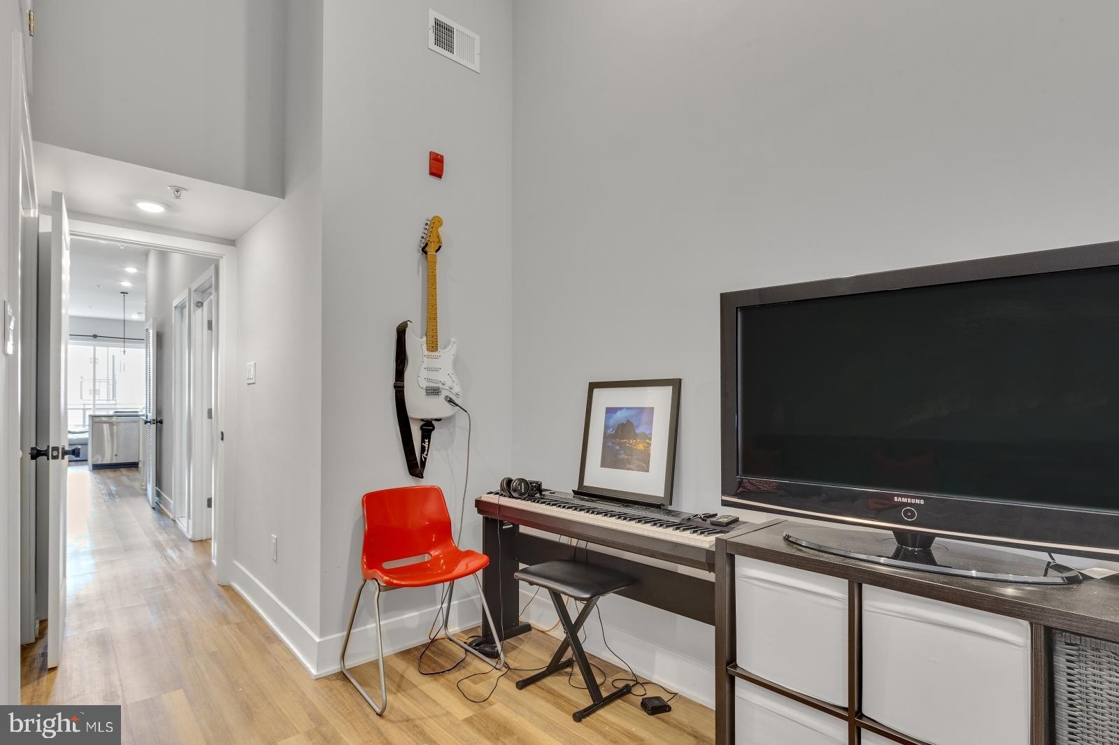 910 North 17th Street, Unit 3 Philadelphia, PA 19130 - Photo 20 of 29