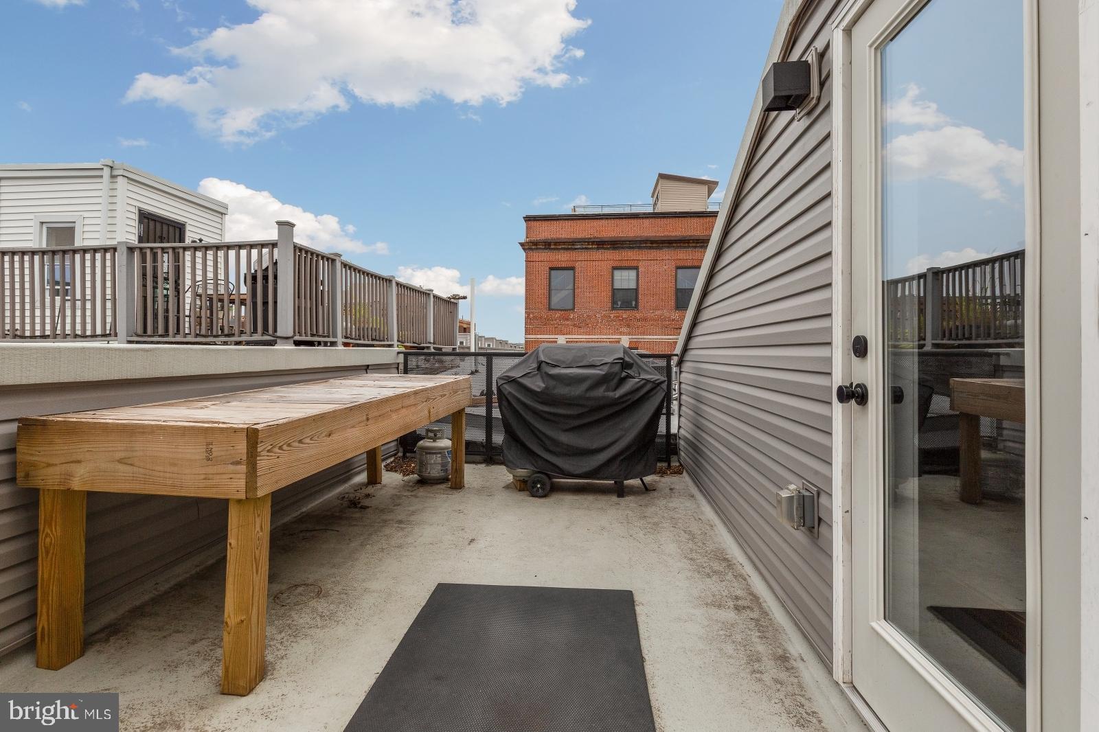910 North 17th Street, Unit 3 Philadelphia, PA 19130 - Photo 25 of 29