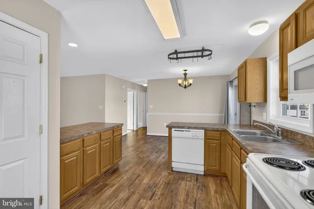 $419,900 | 186 Sterling Court, Warrenton, VA 20186