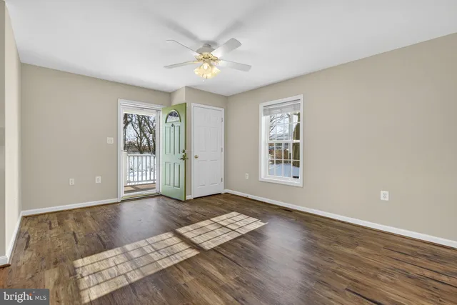 $419,900 | 186 Sterling Court, Warrenton, VA 20186