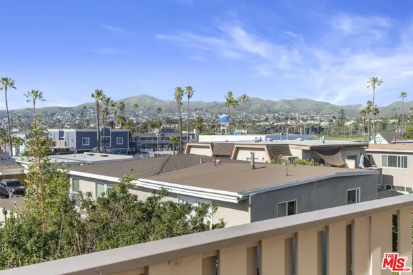 $2,995,000 | 1115-1117 Pittsfield Lane, Ventura, CA 93001