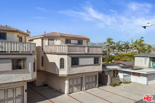 $2,995,000 | 1115-1117 Pittsfield Lane, Ventura, CA 93001