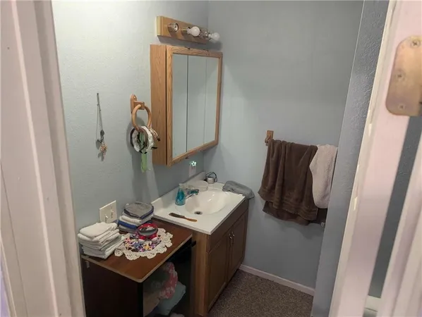 $129,900 | 809 West 25th Terrace, Higginsville, MO 64037